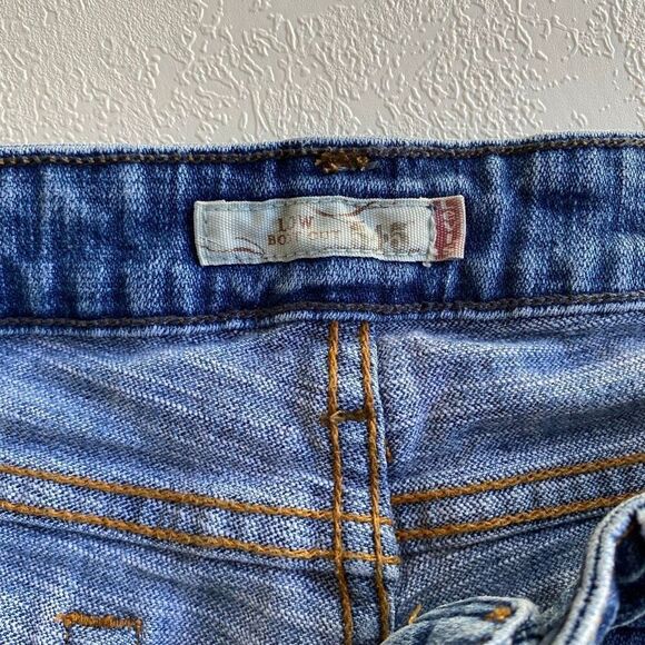 Levi’s 515 Bootcut Jeans Low Rise Medium Wash Women’s Denim - Picture 3 of 12